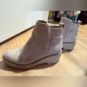 Dolce Vita Tan Ankle Boots